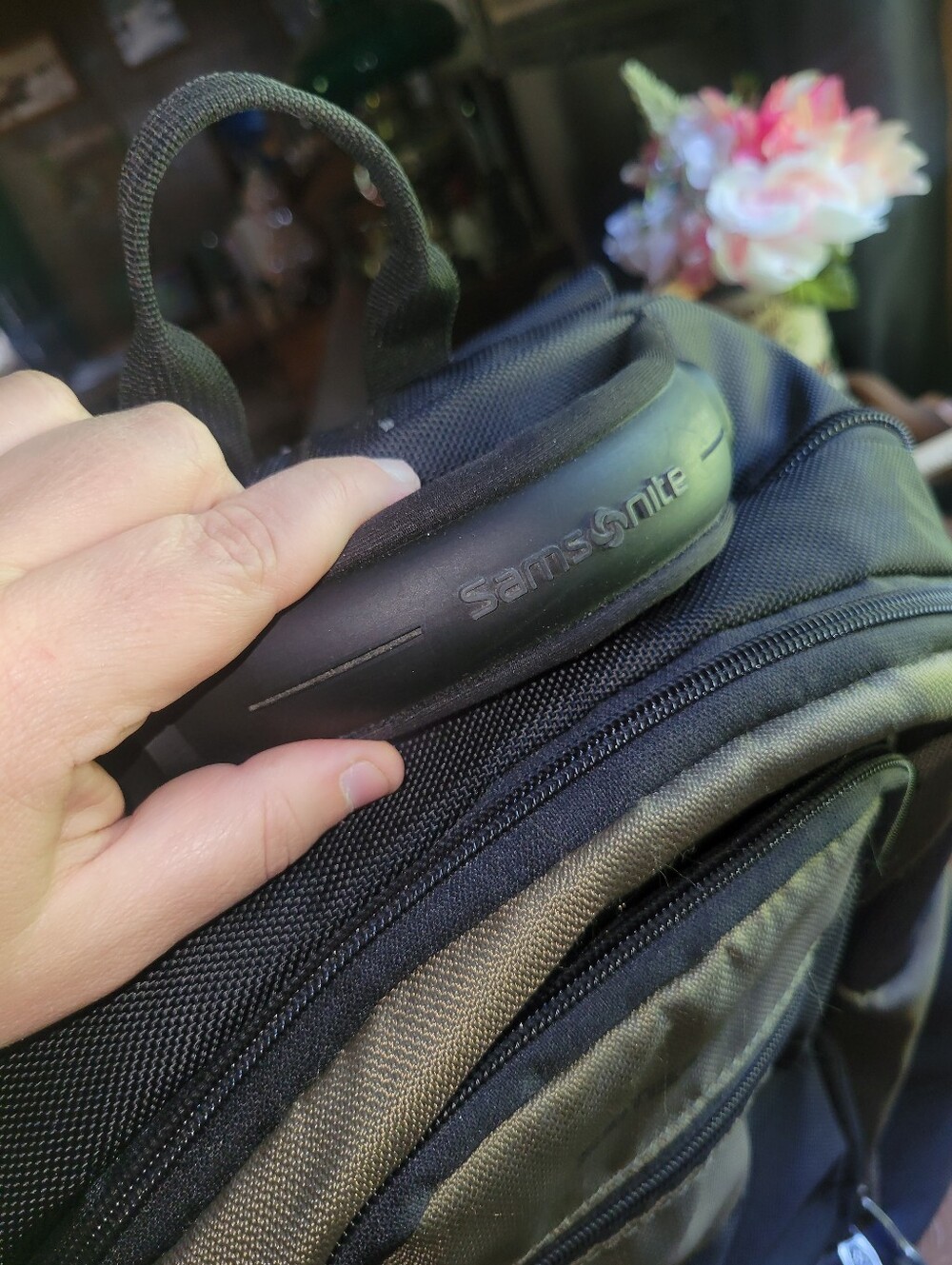 Samsonite Tectonic Backpack (Medium) - Picture 13 of 16
